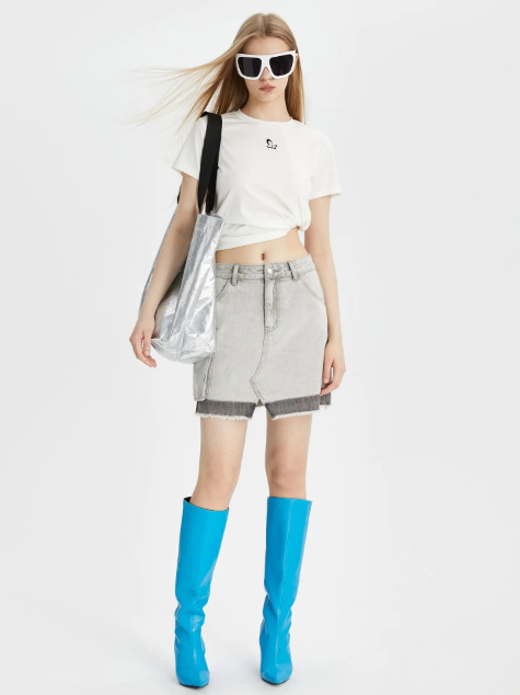 Slit Denim Skirt with Contrast Hem